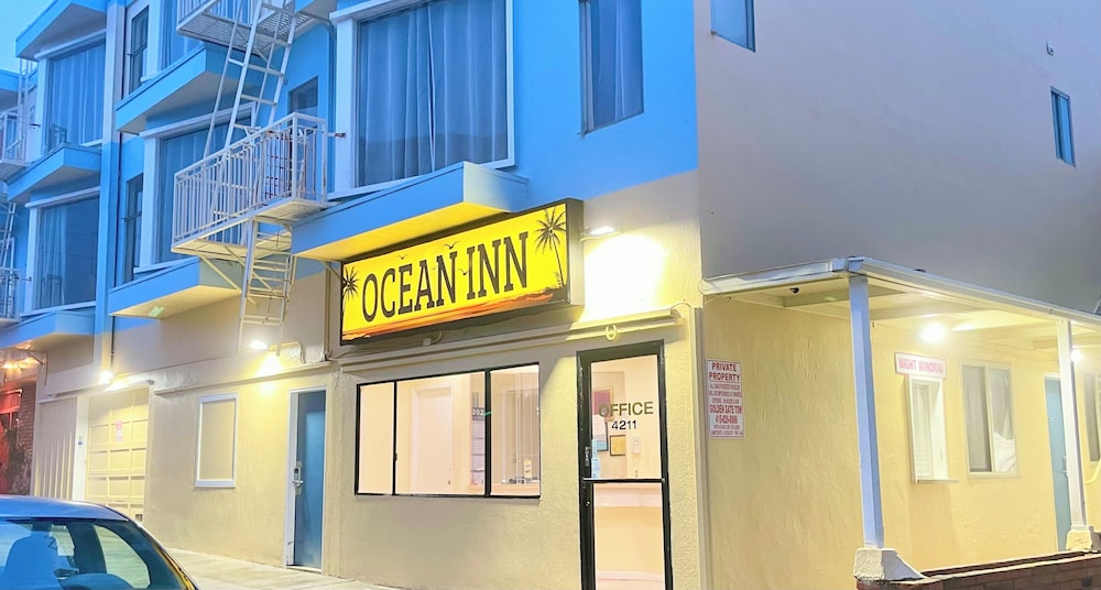 Beach Motel detail
