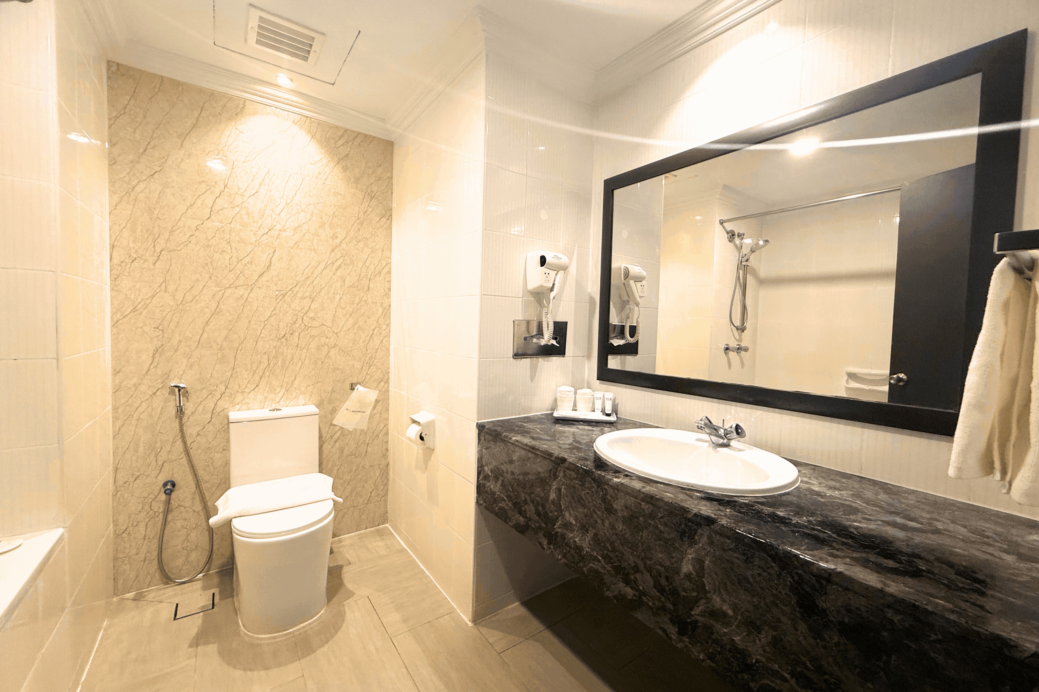 غرفة سوبيريور ثلاثية، Howard Johnson By Wyndham Kuala Lumpur 118 4/6