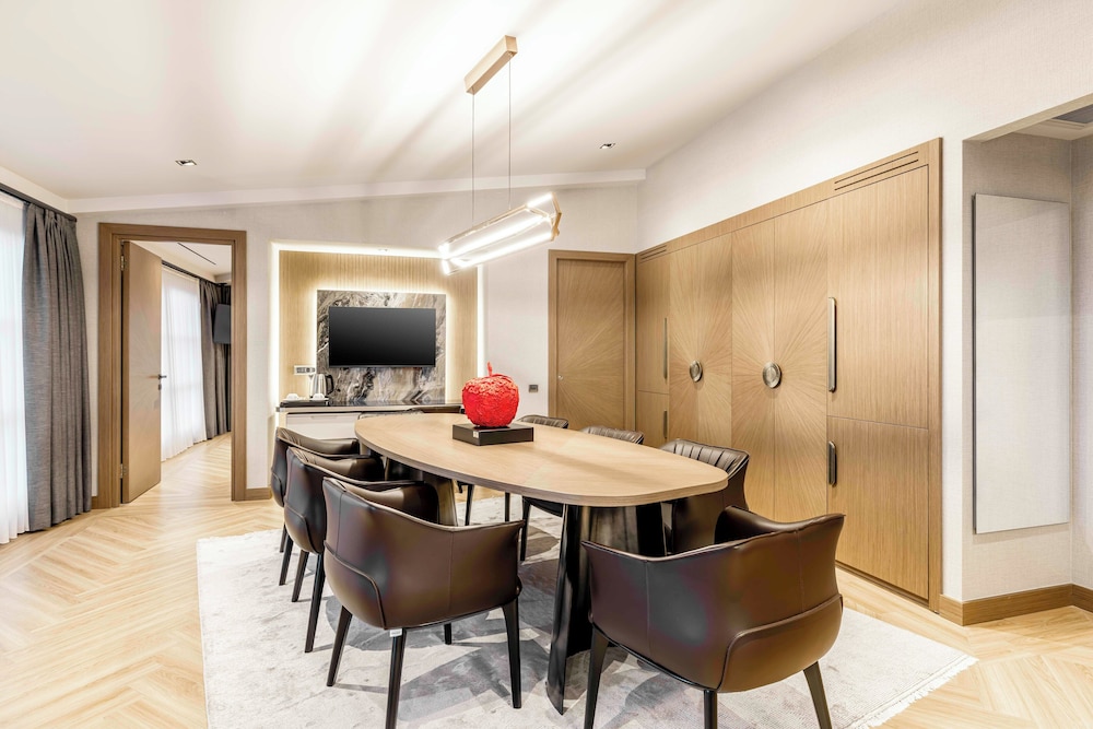 AHC Taksim Hotel 61/73