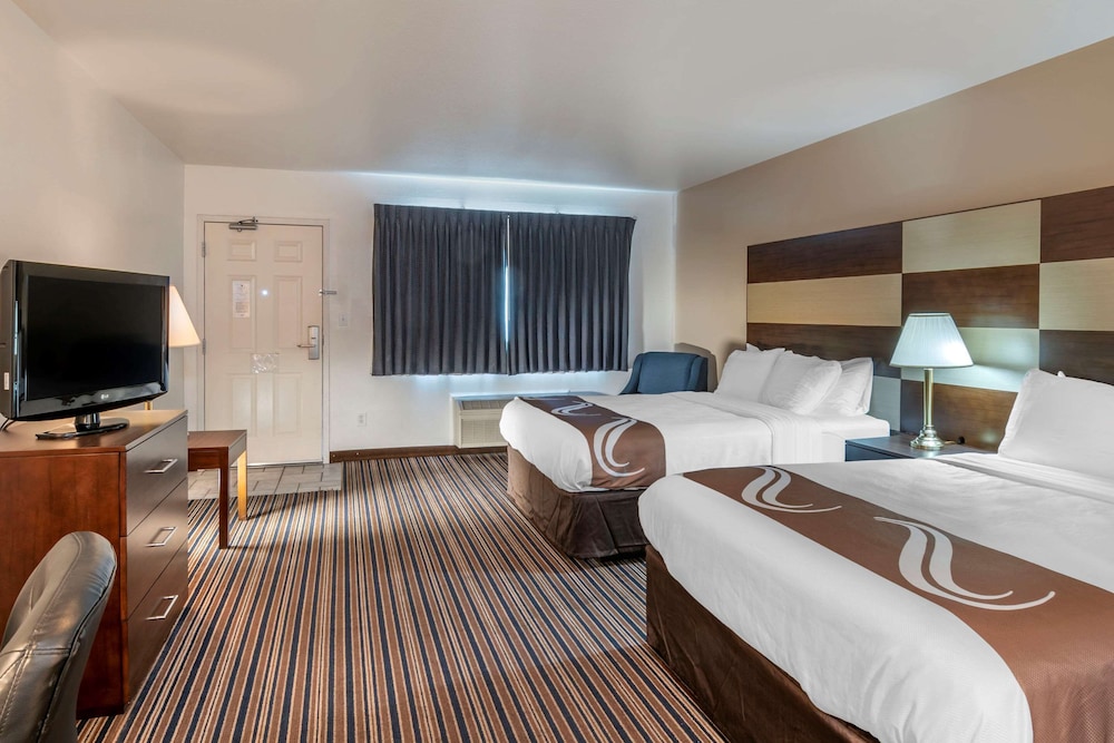 Quality Inn Central Roseburg 18/30