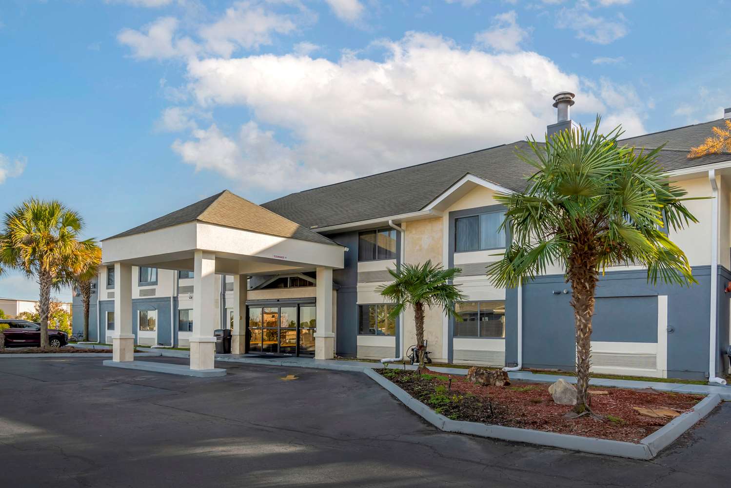 Comfort Inn And Suites Robins Afb 32/32