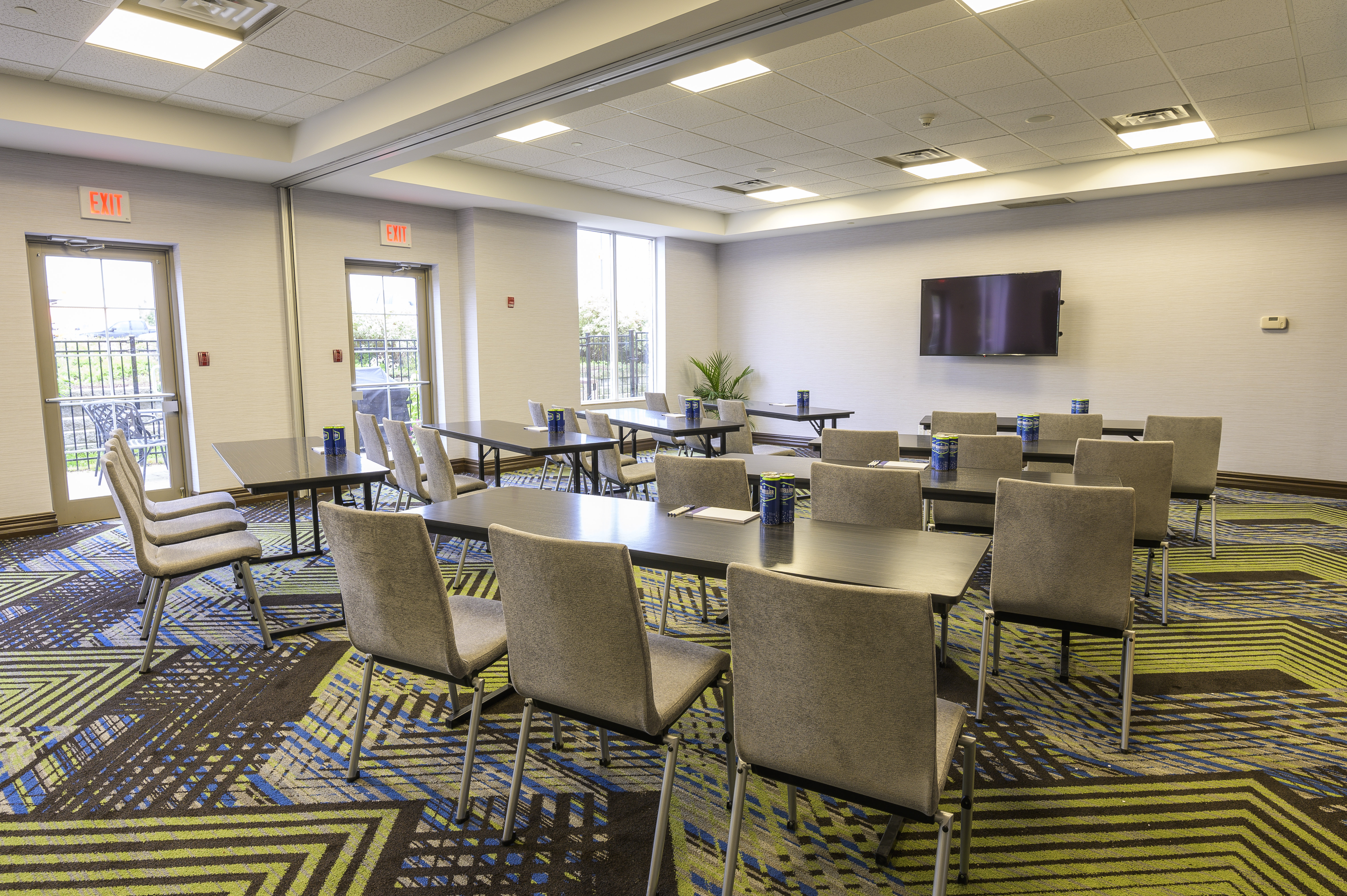 Holiday Inn Express Hotel Suites North Bay 62/75
