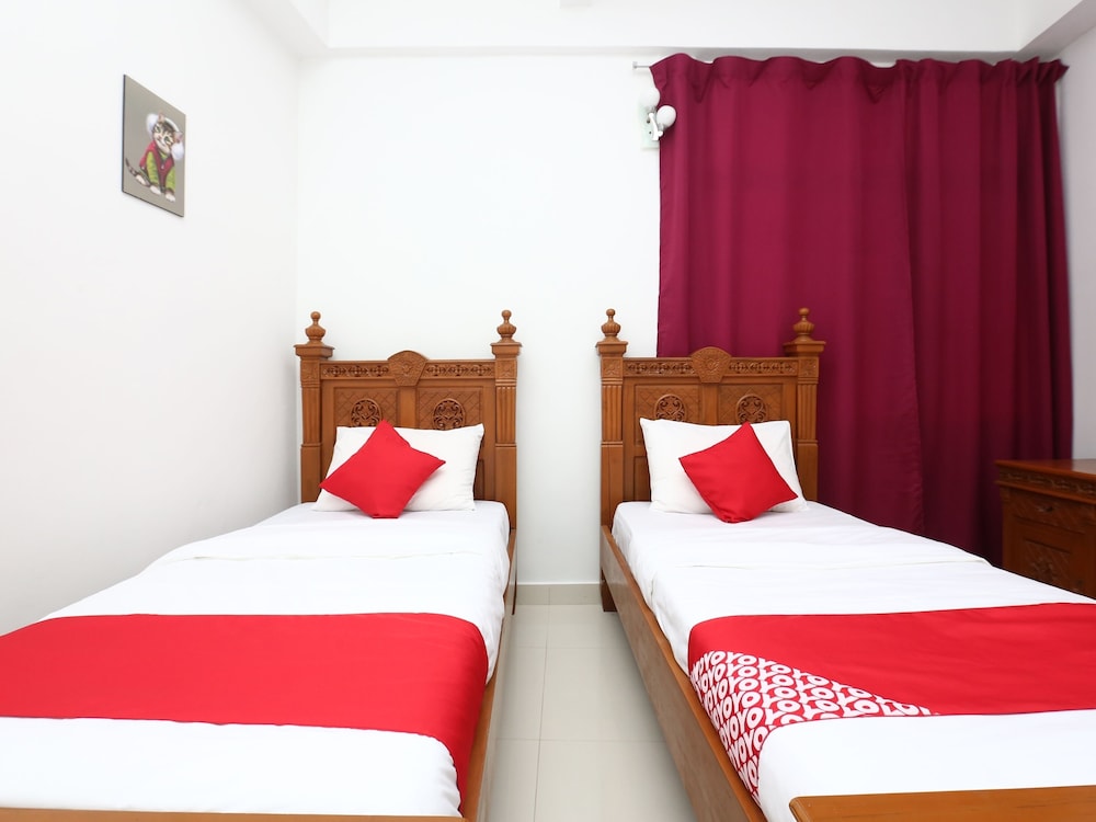 Oyo 89435 Nusantara Group Hotel 8/17