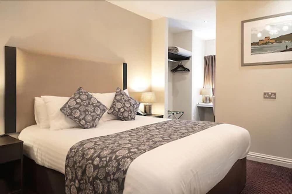 Kyle Hotel 17/49