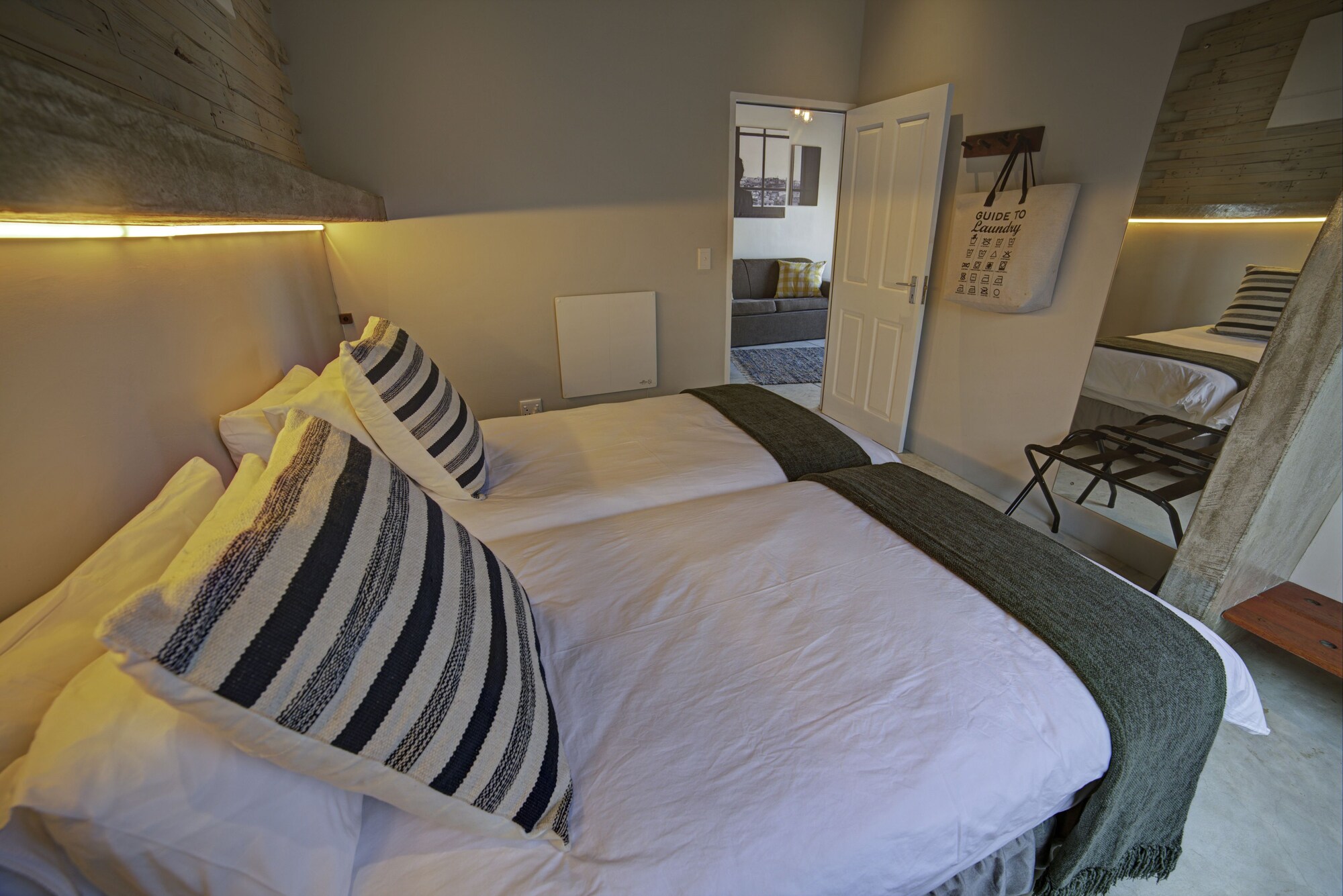 2 BEDROOMS, FAMILY