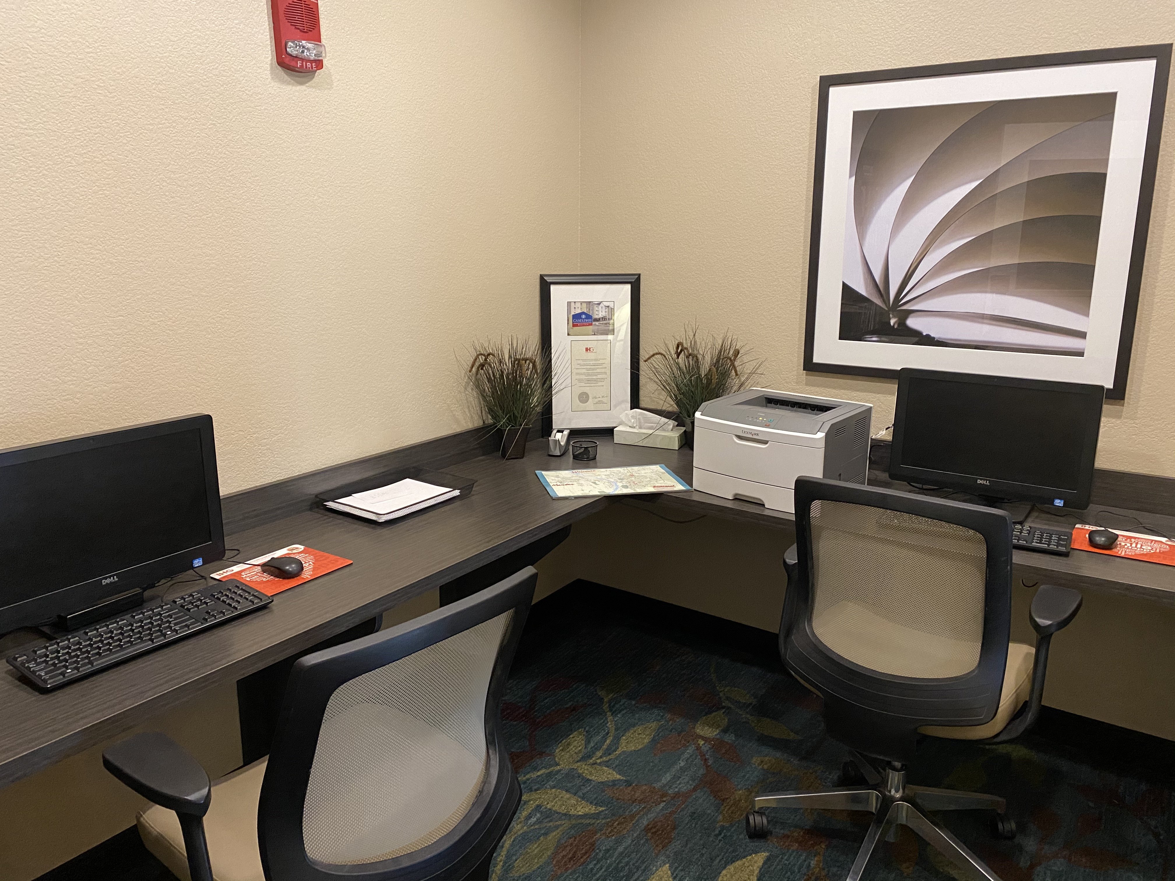 Candlewood Suites Bismarck 44/51