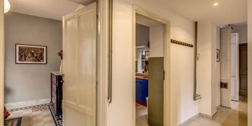 Monti Coliseum 3 bedroom 2nd floor 9/40