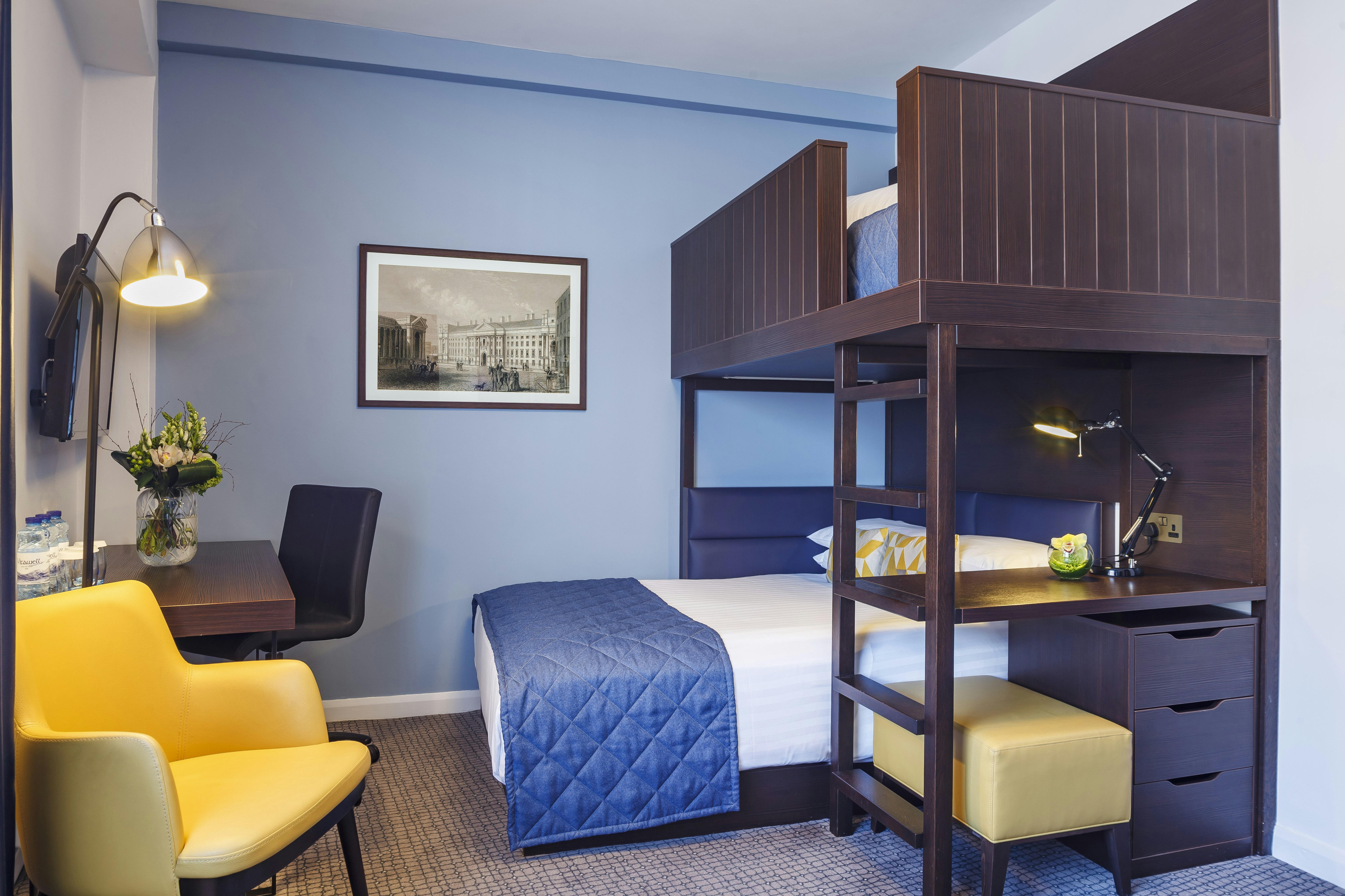 SNUG, BUNK BED