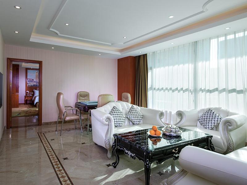 Vienna 3 Best Hotel (Shenzhen Pinghu Fumin Road) 15/36