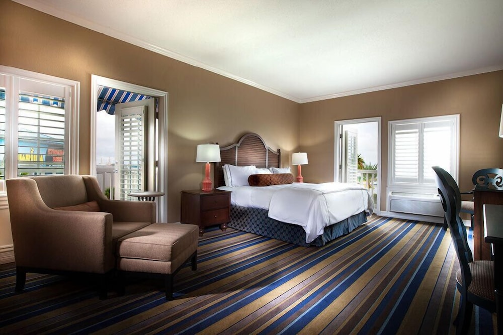 Plaza, Master, Suite, King Bed