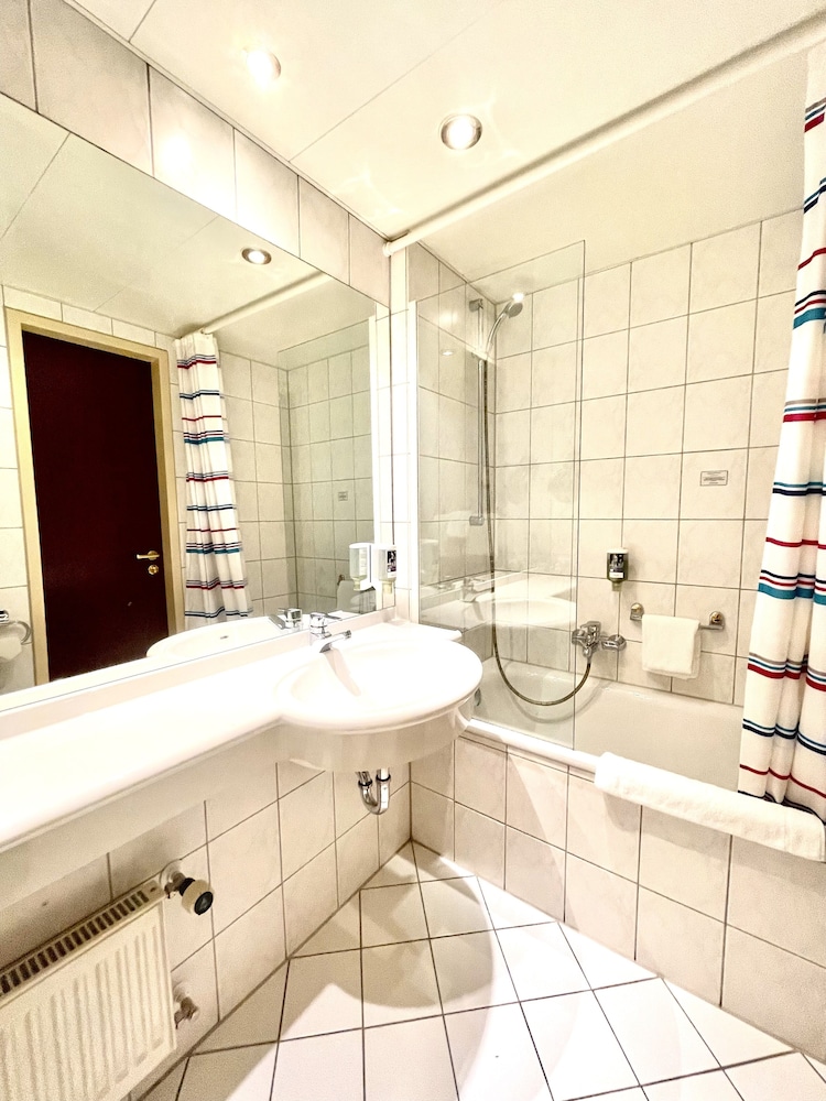 Mercure Hotel Plaza Magdeburg 55/56
