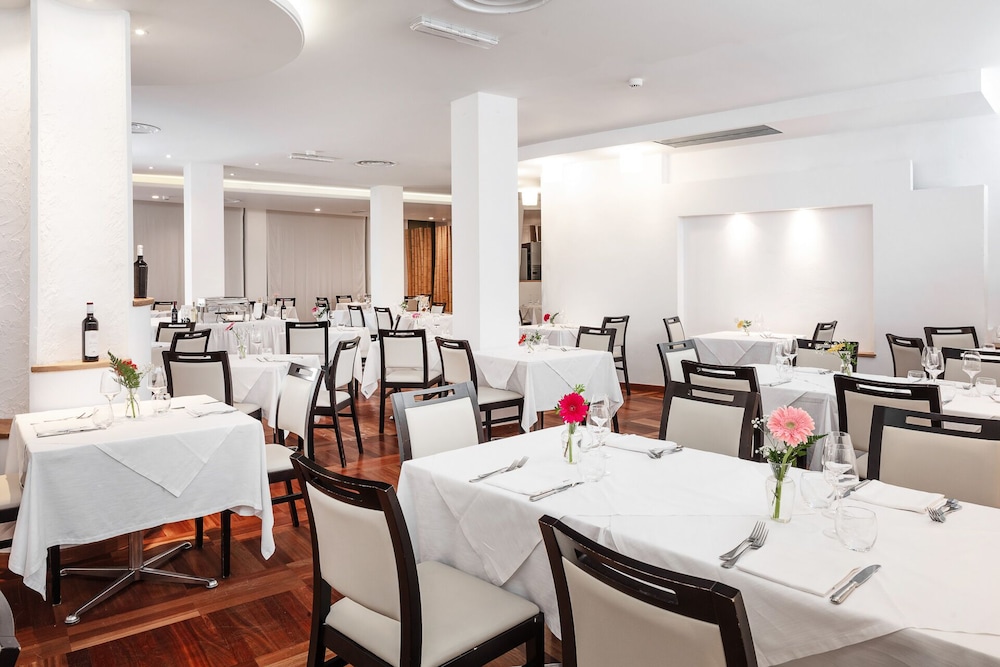 Best Western Hotel Carlo Felice 48/56