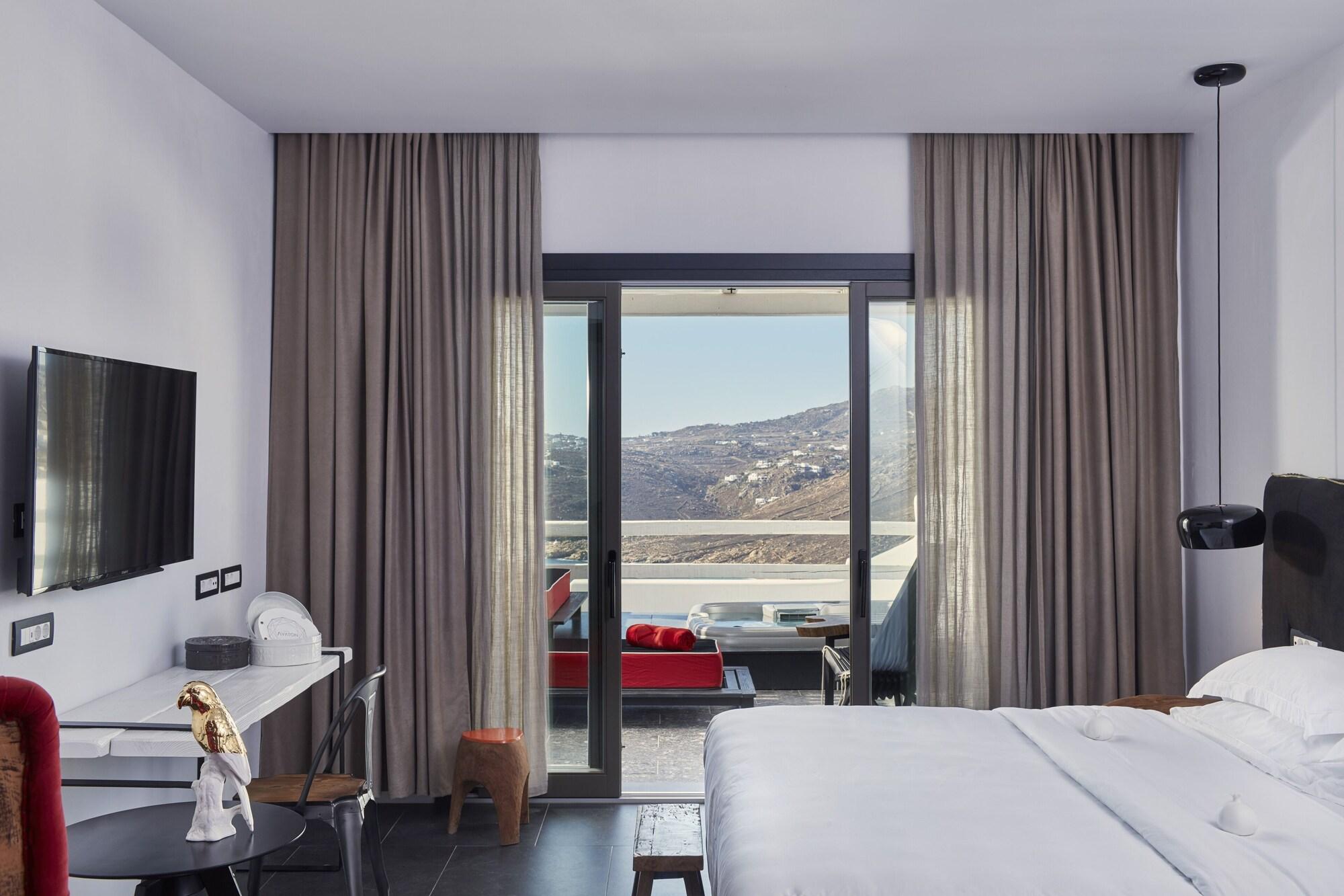 Sea View, Outdoor Jetted Tub