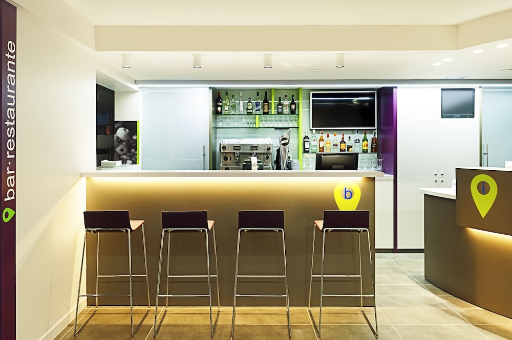 Ibis Styles Lleida Torrefarrera 52/60