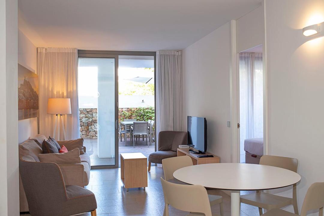 Apartamentos B-Llobet Sun & Confort 39/50