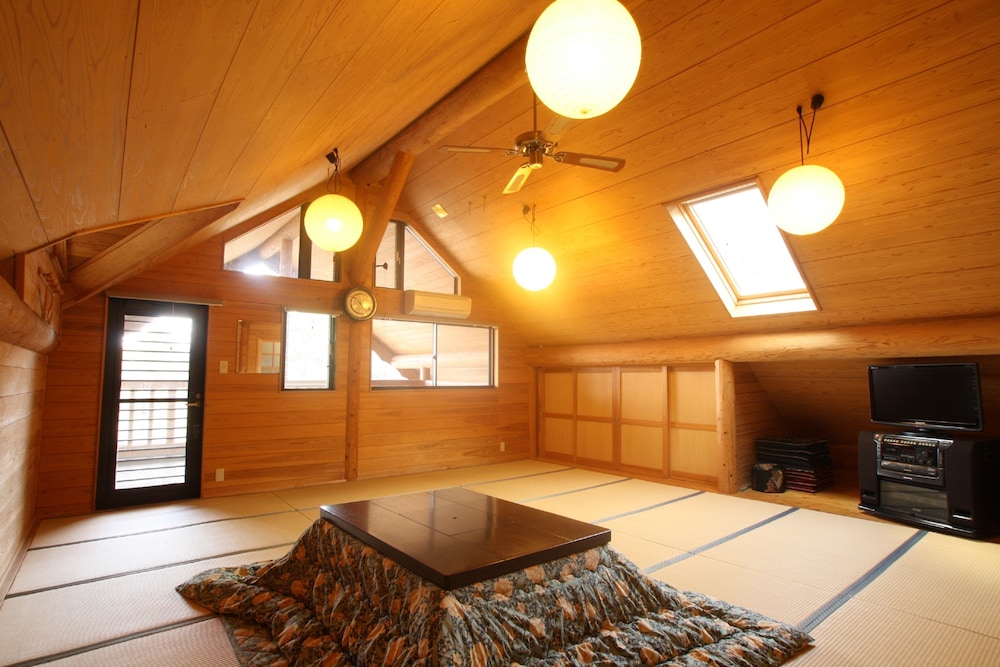 Log Cabin Kinoko No Sato 27/50