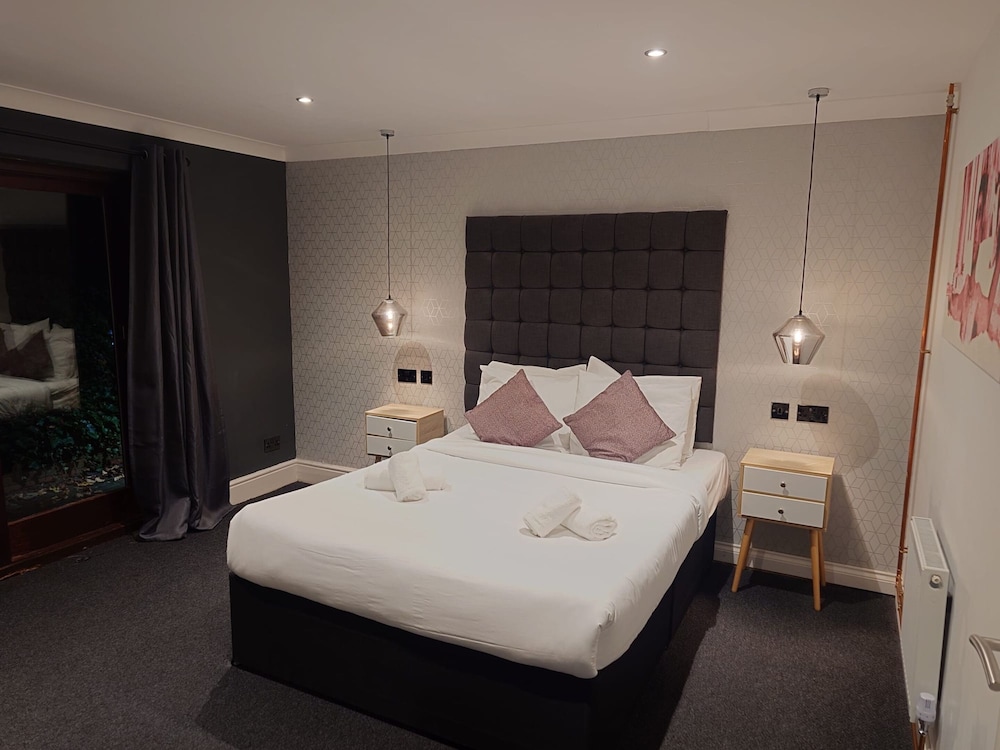 One Bed Room Apartment (4 Guest)