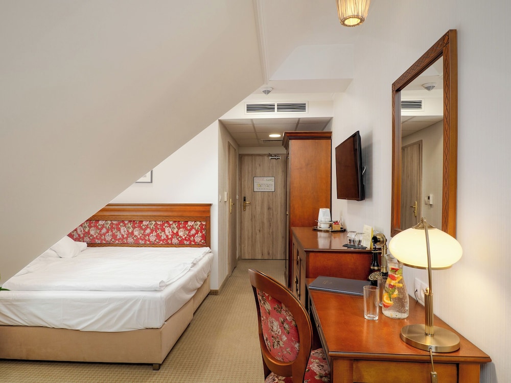 Hotel Paryski Art & Business 6/50