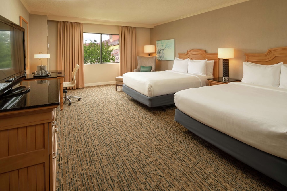 Doubletree By Hilton Sonoma Wine Country 11/63