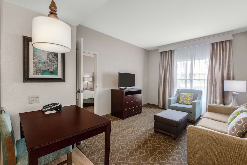 Homewood Suites by Hilton Carlsbad North San Diego County 45/81