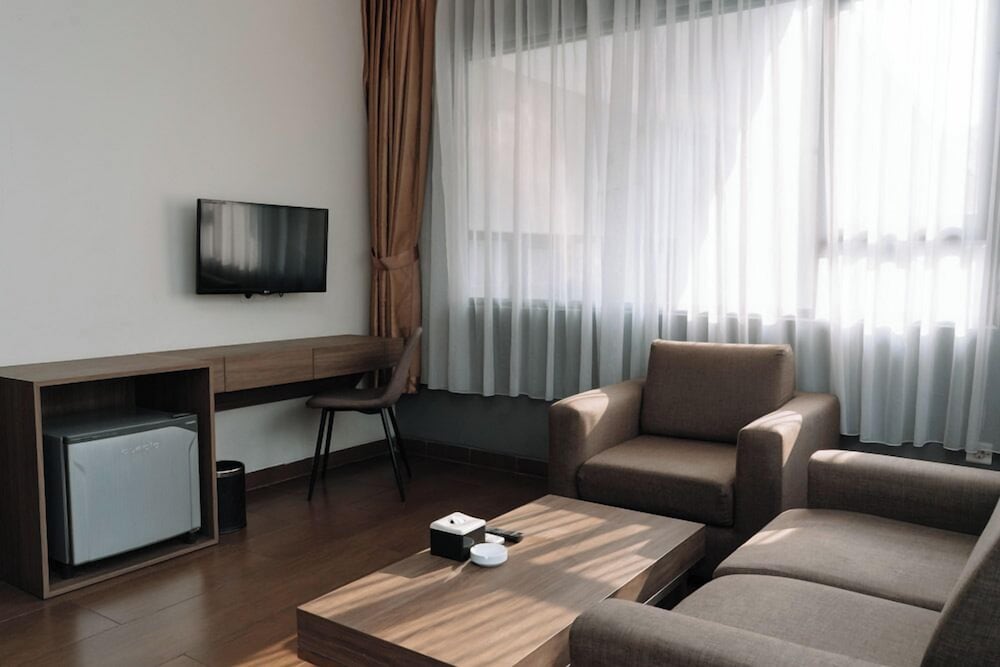 Anugrah Hotel 50/72