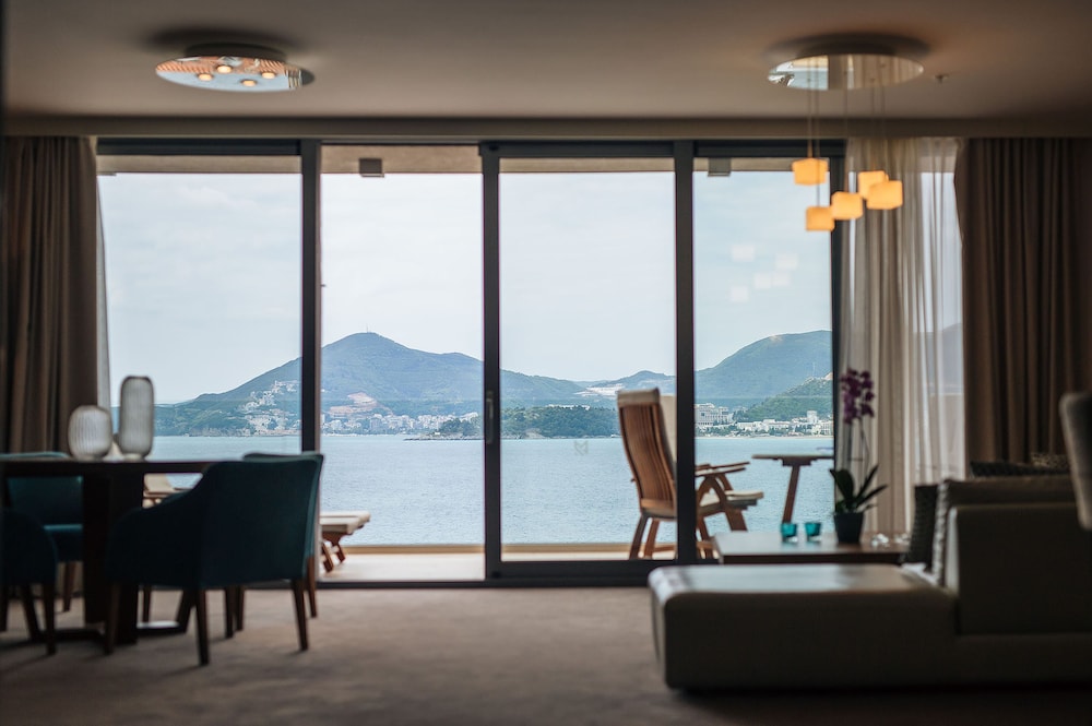 Maestral Resort & Casino 23/50