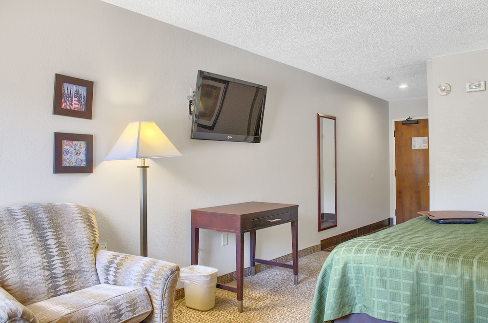 Hometown Inn Thomasville 34/52
