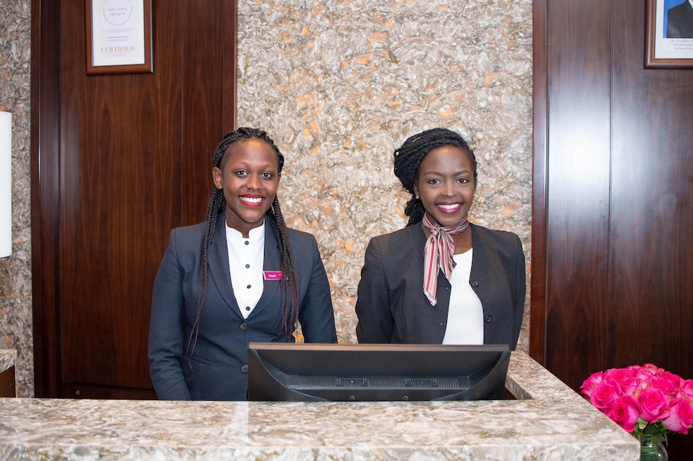 Crowne Plaza Nairobi Airport 10/78