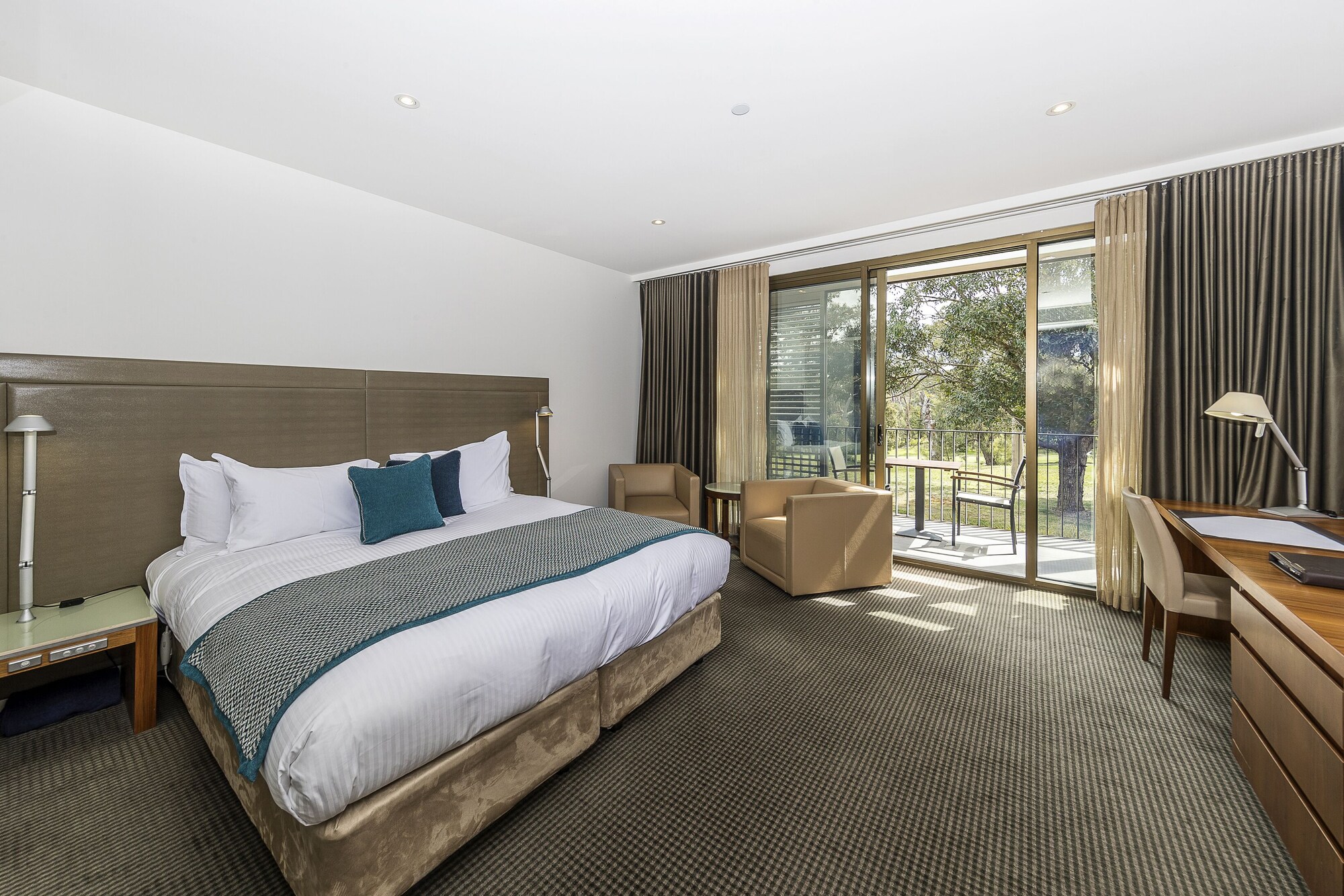Room, Golf Course View