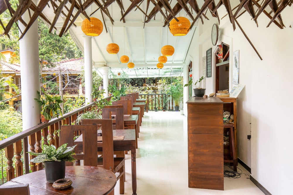 La Villa Guest House 34/50