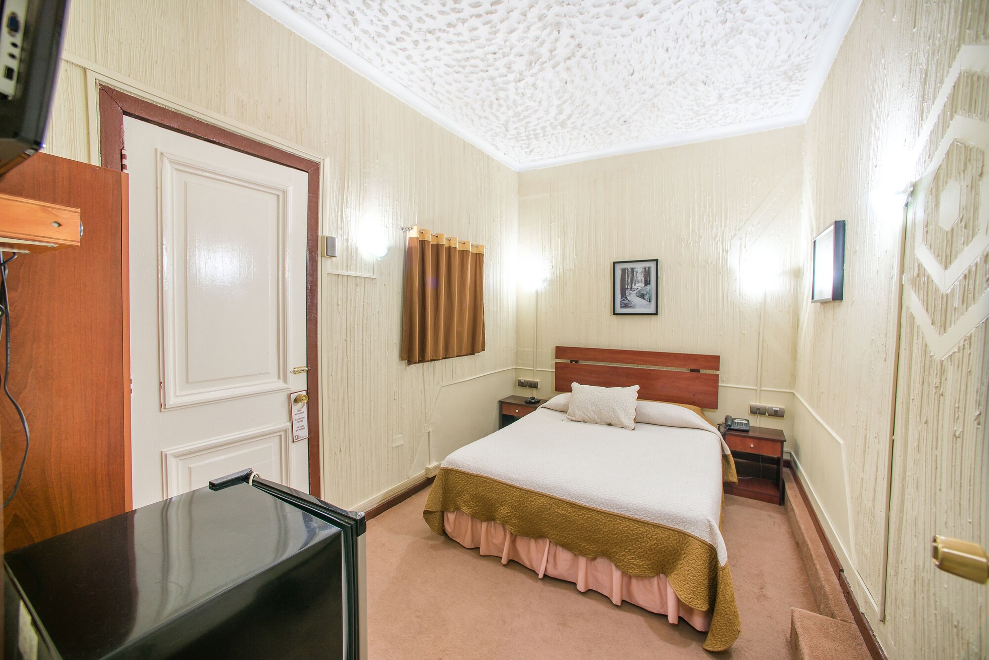 STANDARD, DOUBLE BED