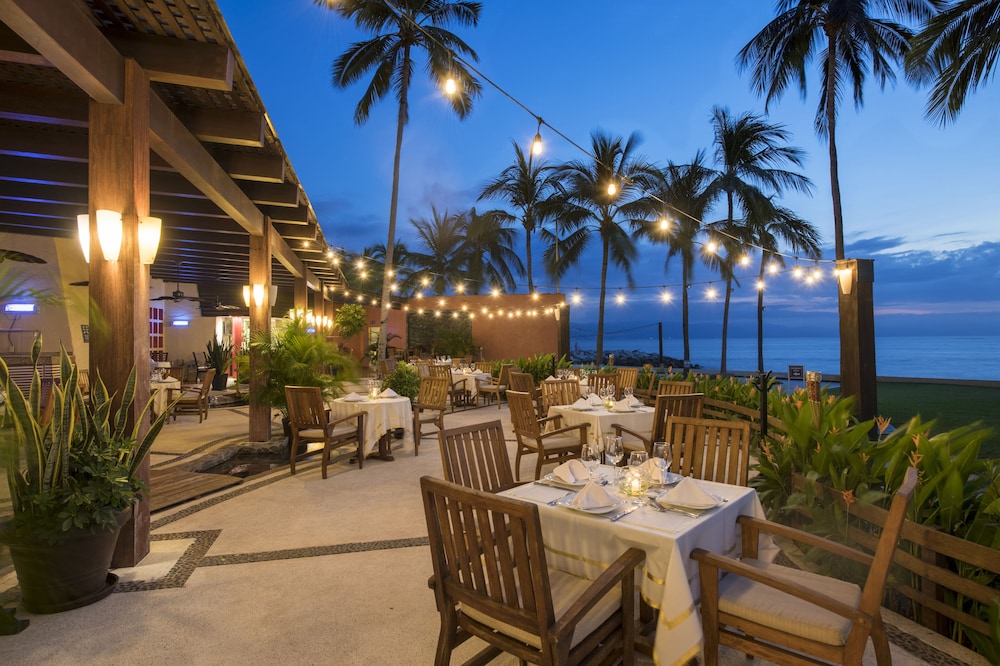 Club Regina Puerto Vallarta 57/75