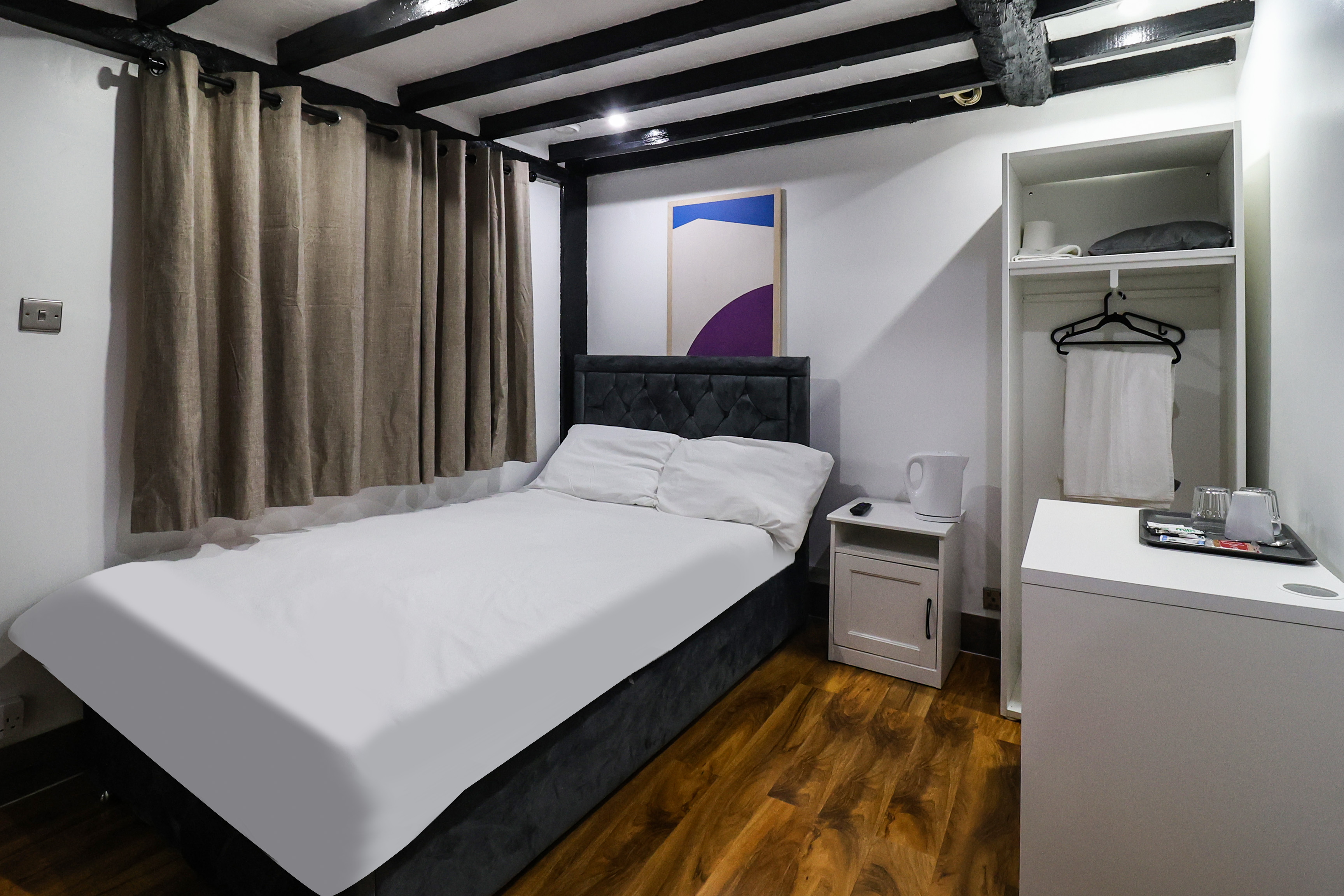Standard, Double Bed