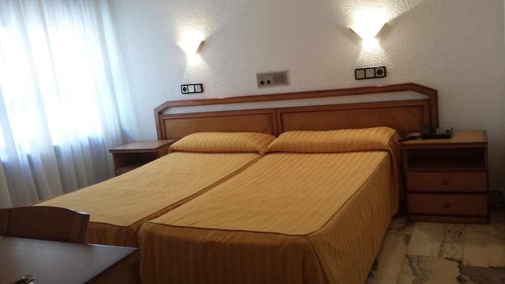 Hotel Amefa 34/42