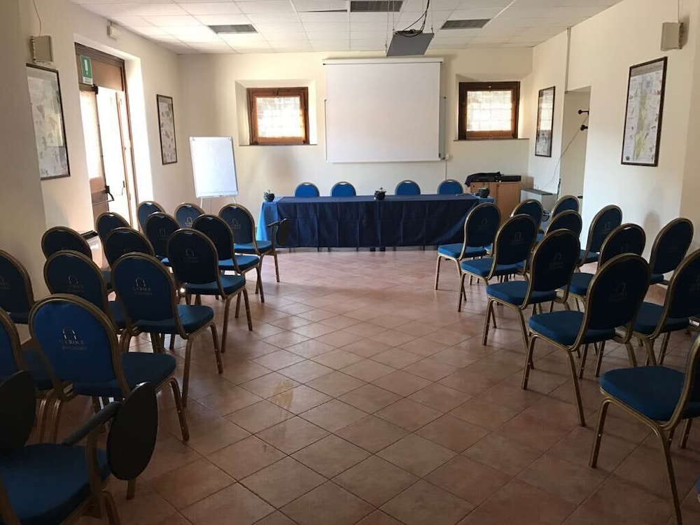 Casale La Sterpaia 40/52