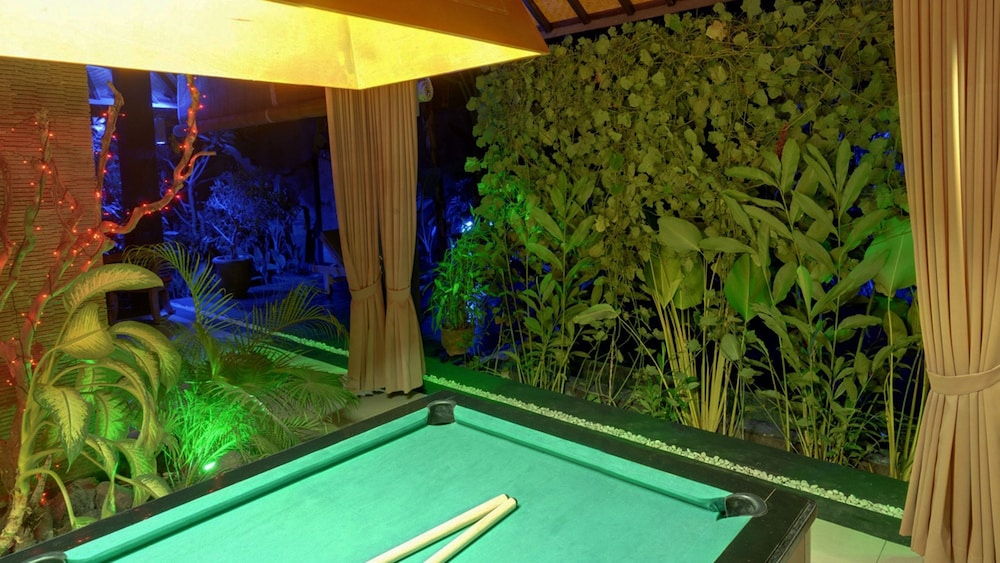 Villa Latebra 8/27