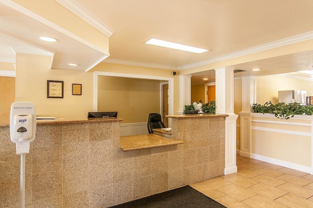 Quality Inn Grants Pass, OR 15/59