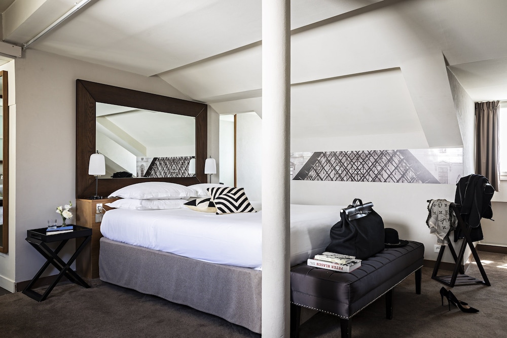 Holiday Inn Paris Elysees 17/67