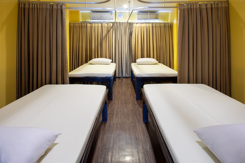 128 Room and Massage 19/39