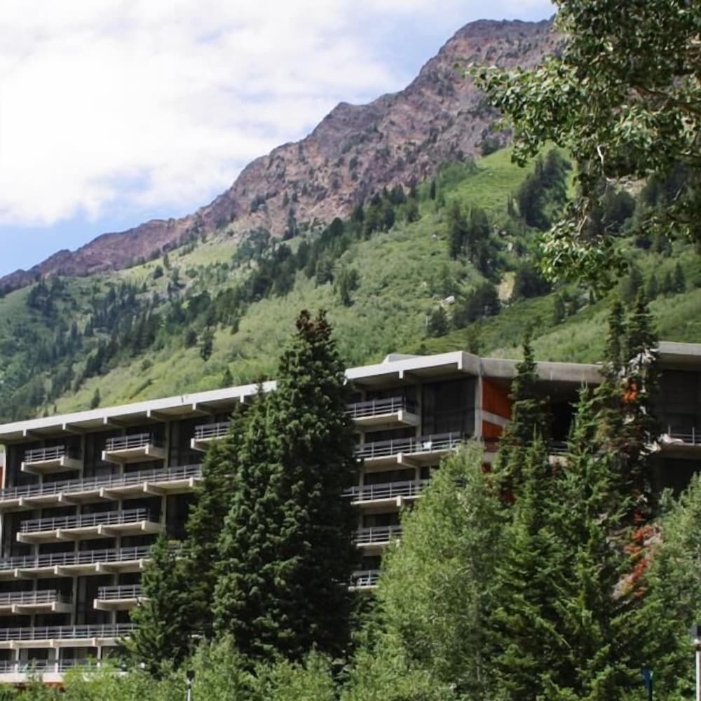 Lodge At Snowbird 28/31