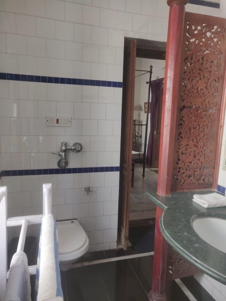 HOTEL RANGNIWAS PALACE 10/52