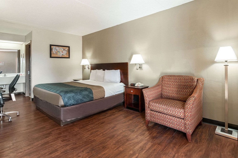 Econo Lodge Conyers GA 16/37
