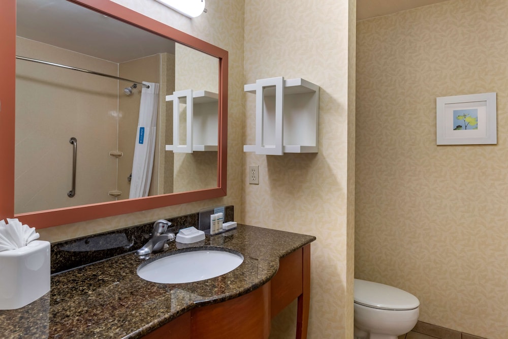 Hampton Inn Norco Corona Eastvale 14/59