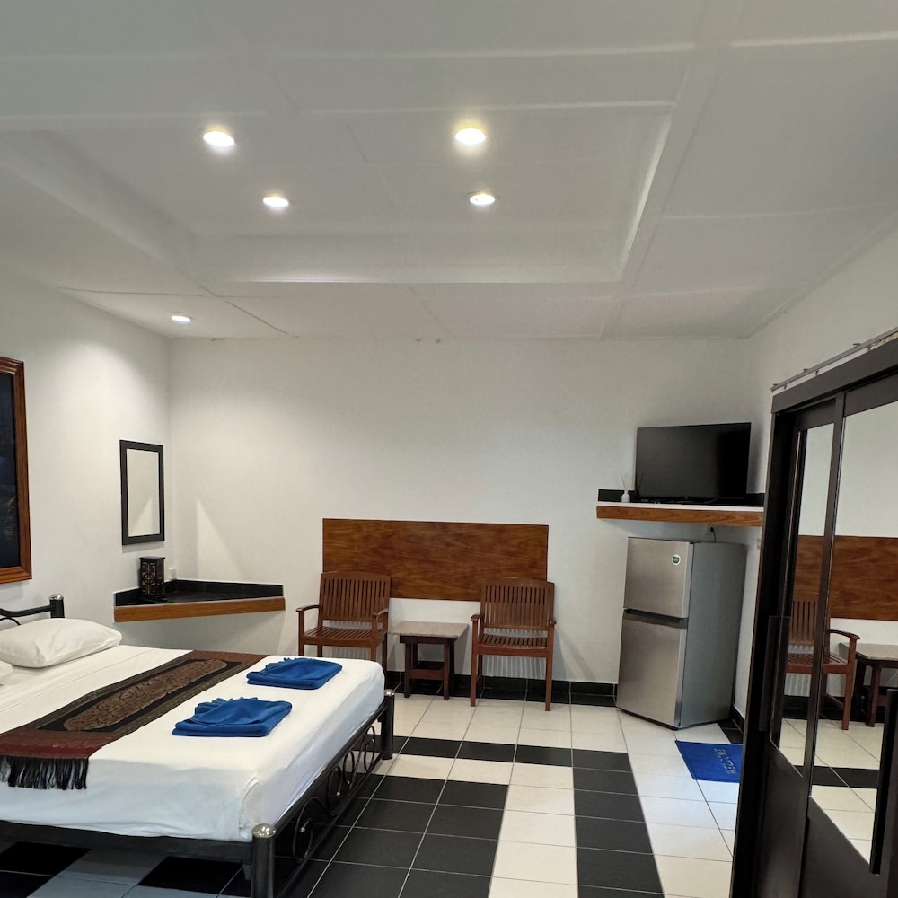 Lanta Island Resort 58/69