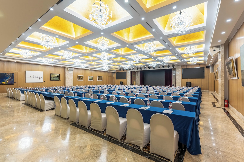 A C Art Museum Hotel Beijing 37/50