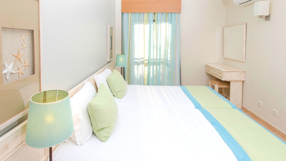 1 BEDROOM, APARTMENT, RESORT VIEW