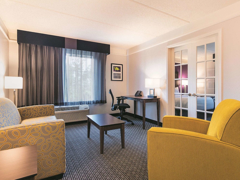La Quinta Inn & Suites by Wyndham Atlanta Conyers 32/46