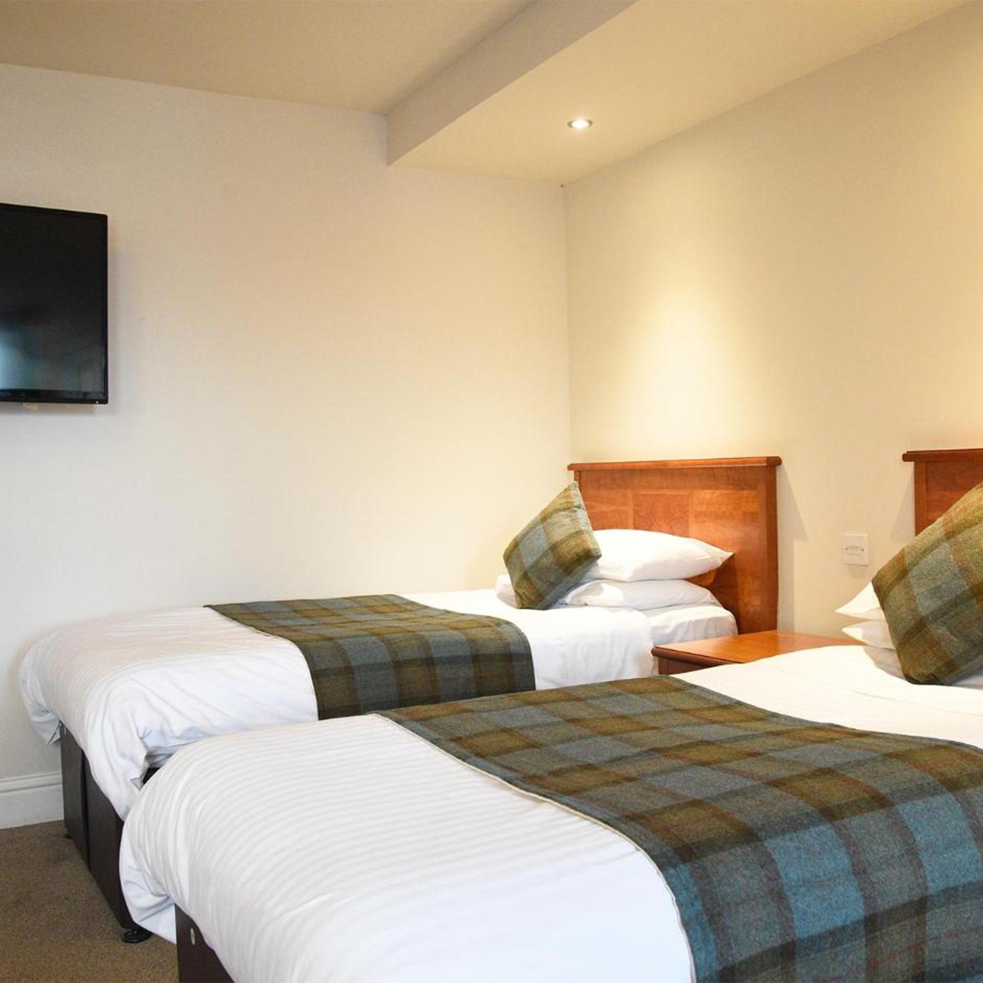 غرفة عائلية بإطلالة على البحر، The Royal Hotel, Portree 4/10