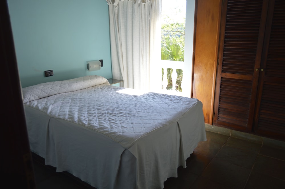 Pirayu Hotel Resort 20/50