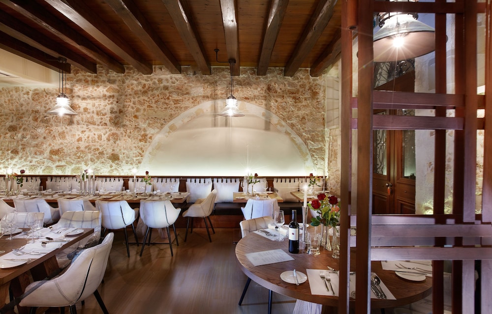 Serenissima Boutique Hotel 58/71